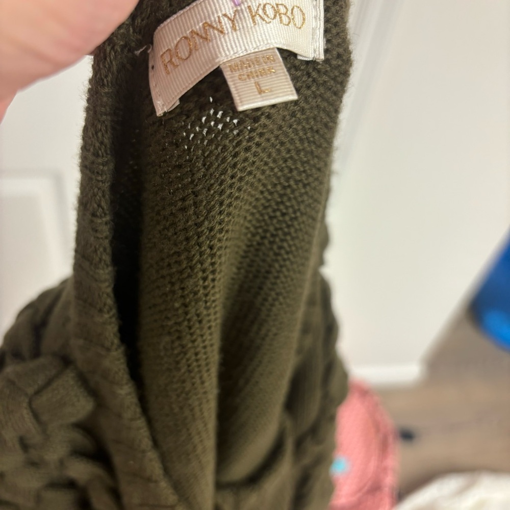 RONNY KOBO Yeva Cable Knit Sweater - Picture 7 of 12